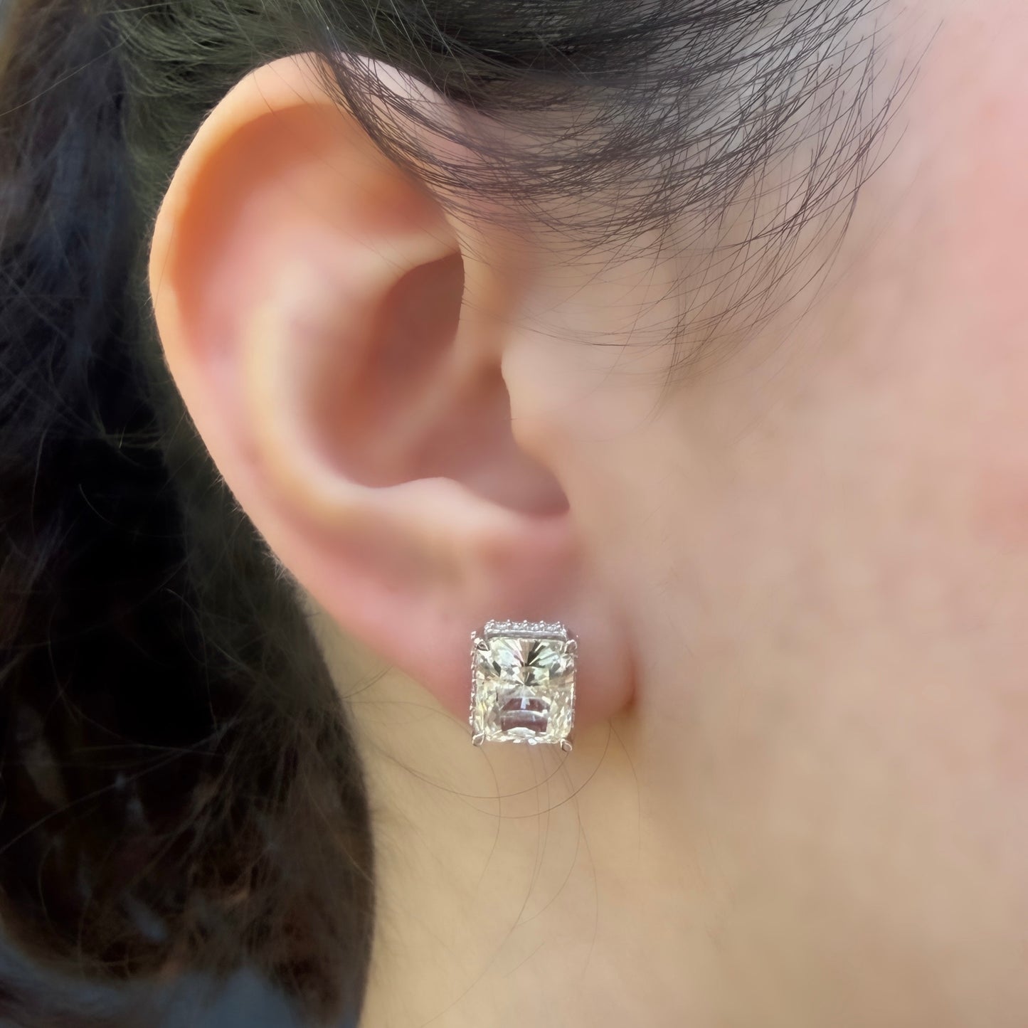 Taşlı Montür G-Color Radiant Baget Küpe