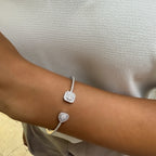 Baget Taşlı Kalpli Kelepçe