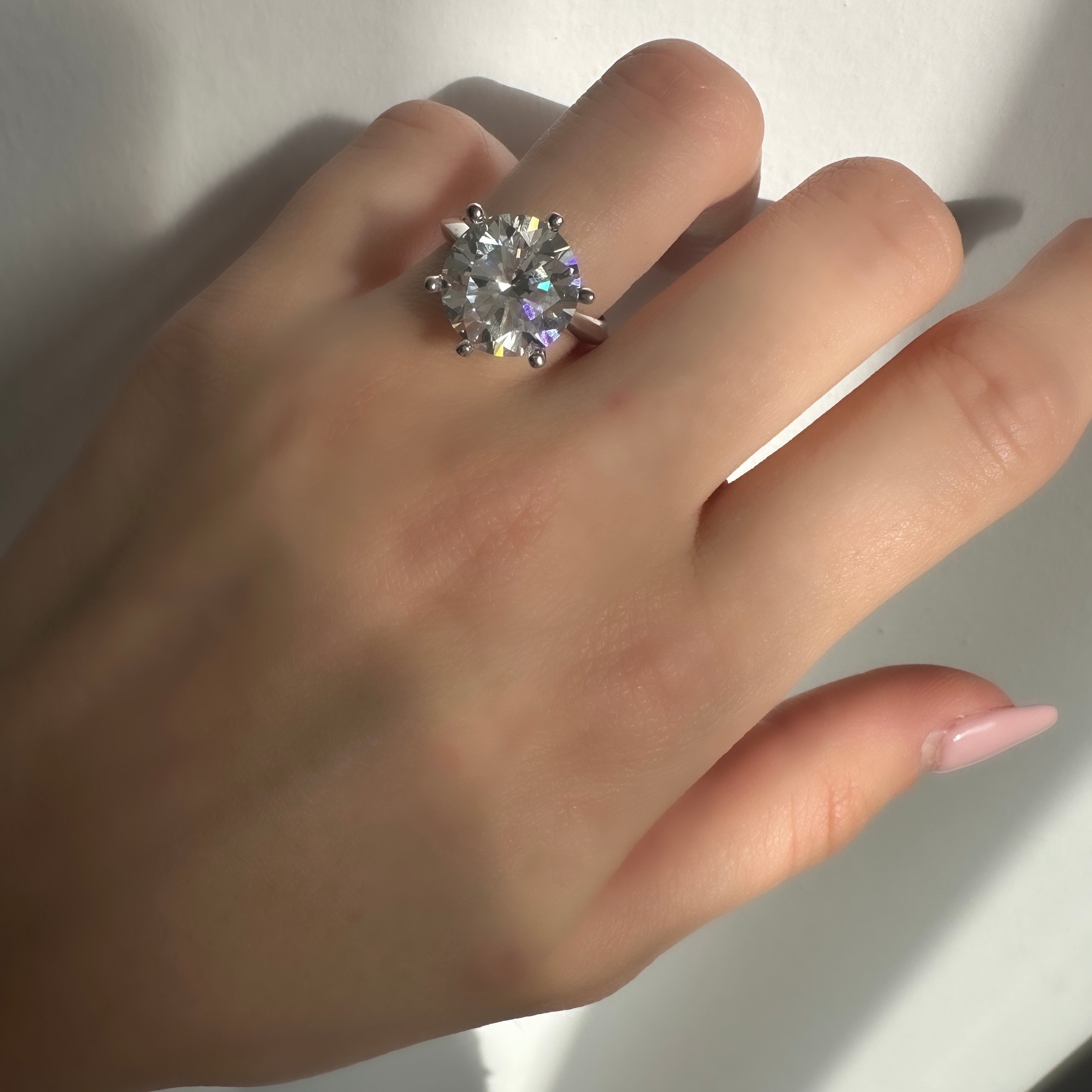 G-Color Altı Karat Tasarım Tektaş Yüzük