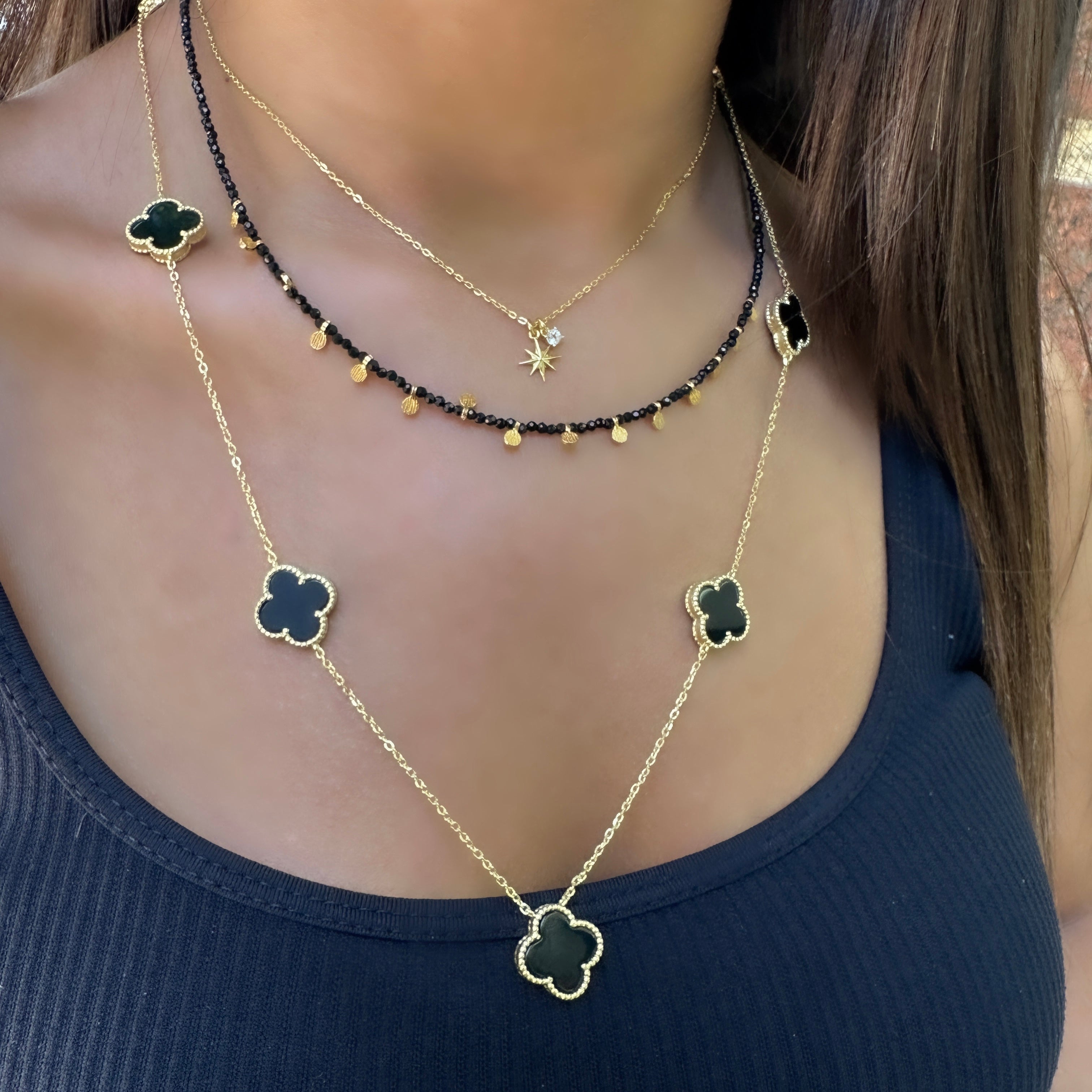 Yuvarlak Plaka Detaylı Siyah Doğal Taş Kolye