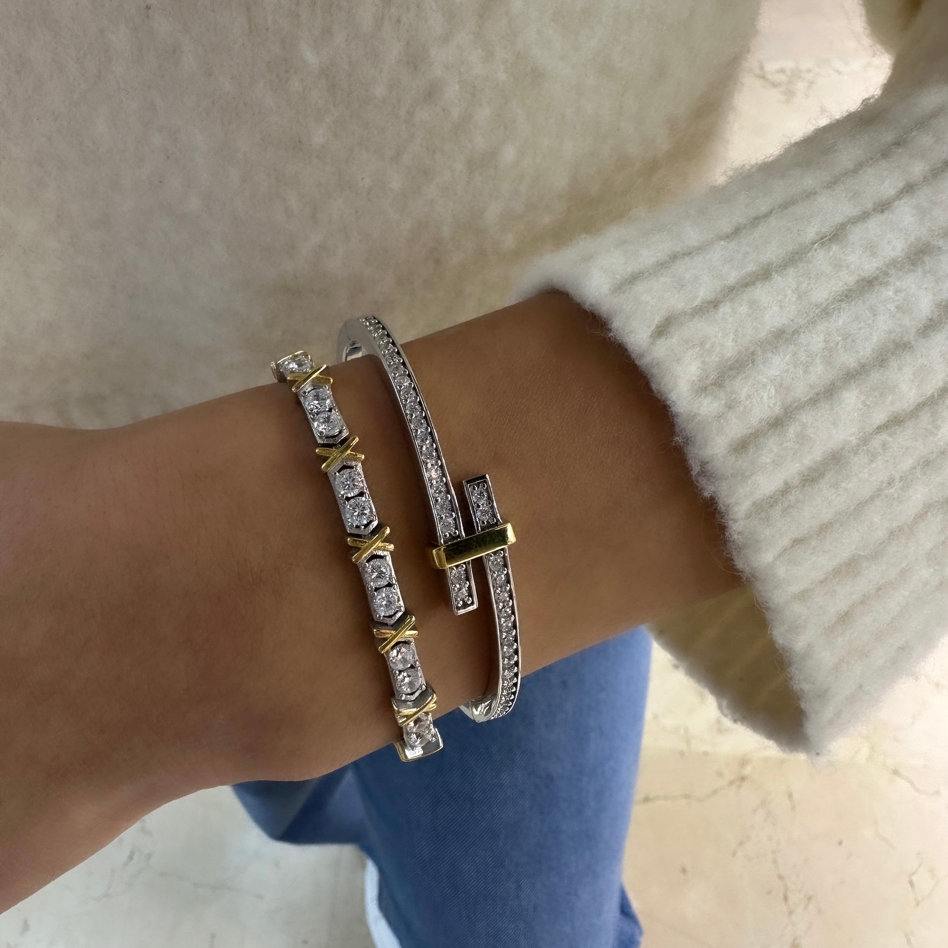 Zweifarbige Steinklemme