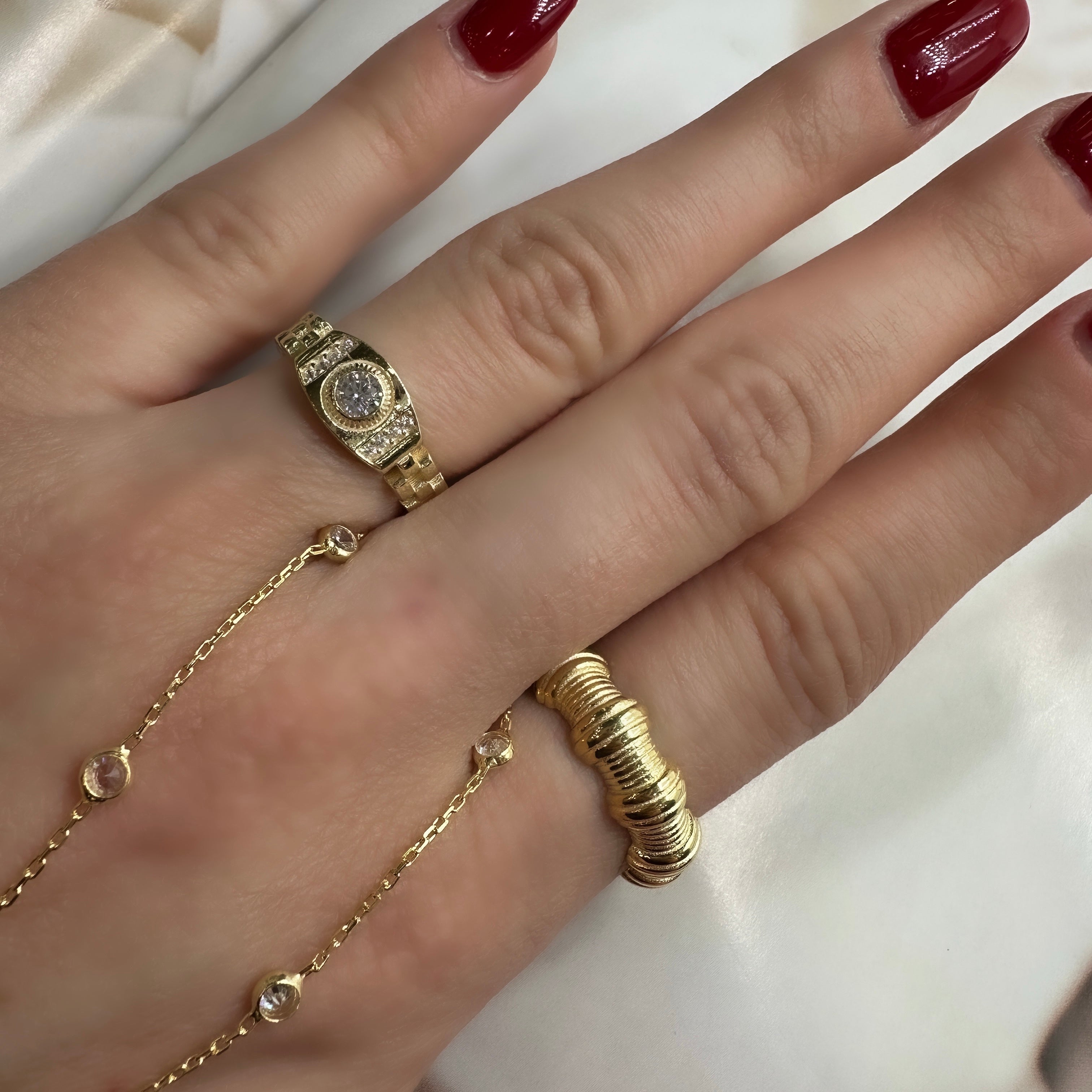 Elena Tasarım Yüzük