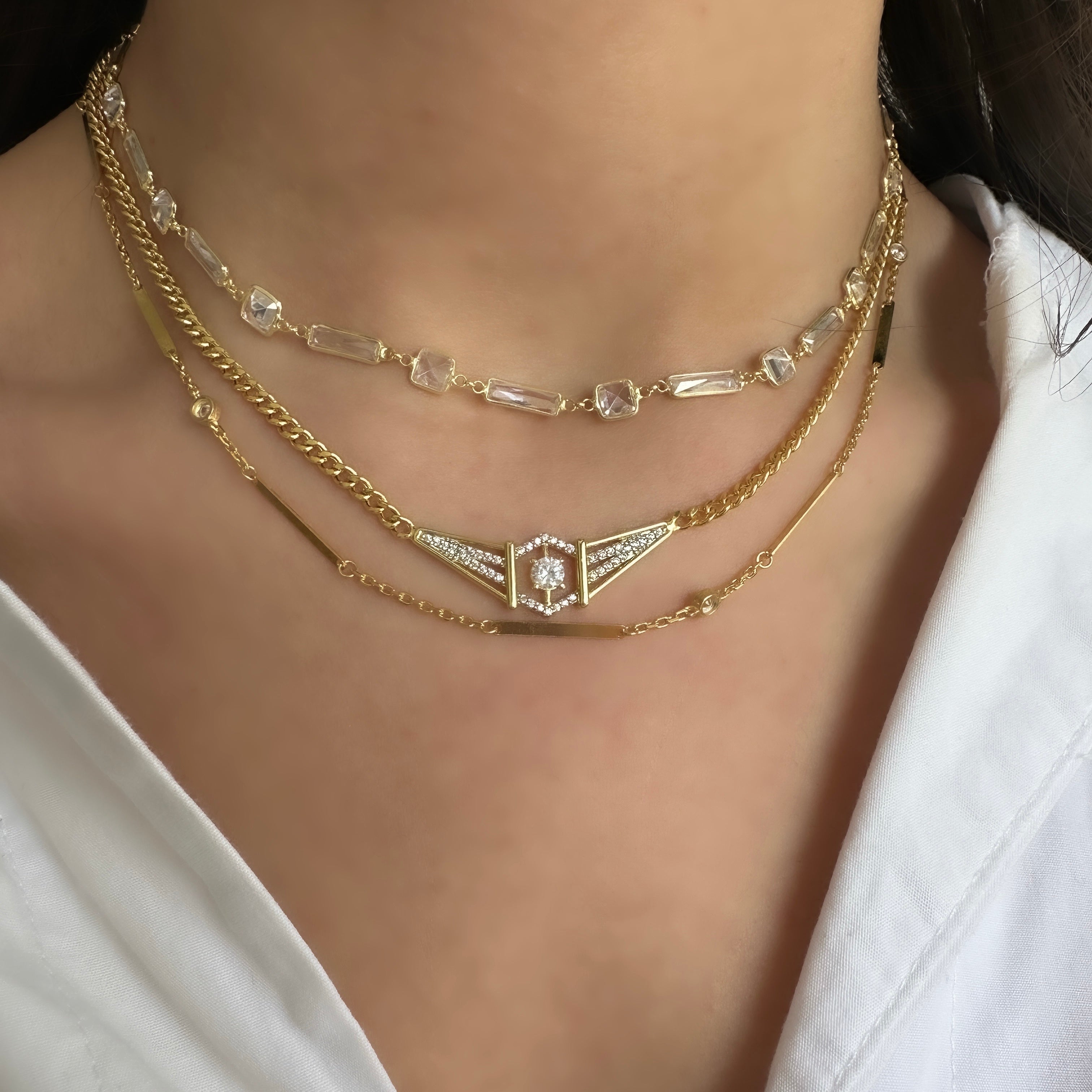 Emily Cris Taşlı Choker Kolye