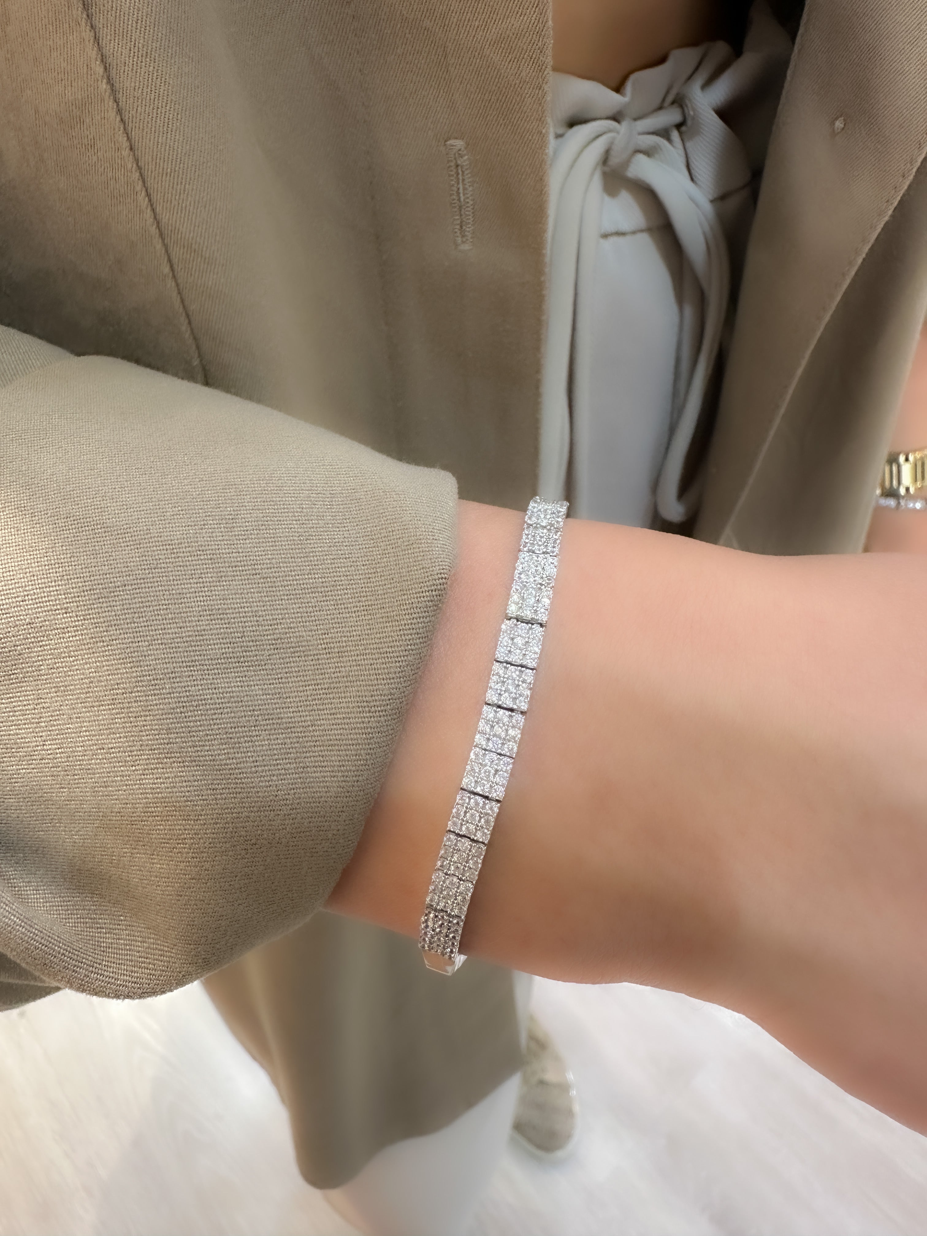 Üç Sıra V Kesim Gece Seti