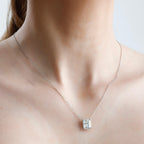 Taşlı Montür Radiant Mozanit Kolye