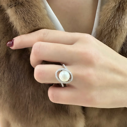 Oval Pearl Ring