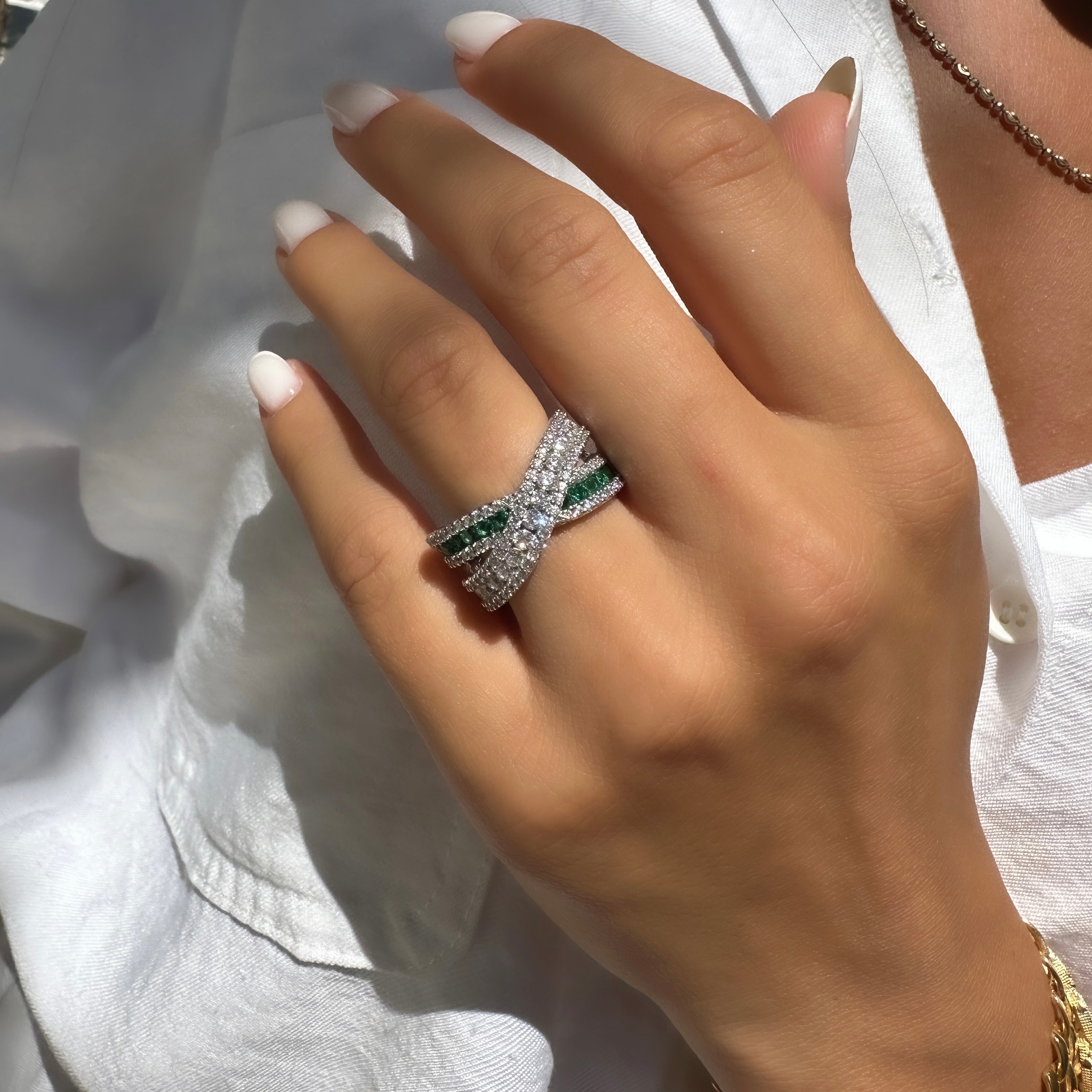 İkili Renkli Çapraz Yüzük