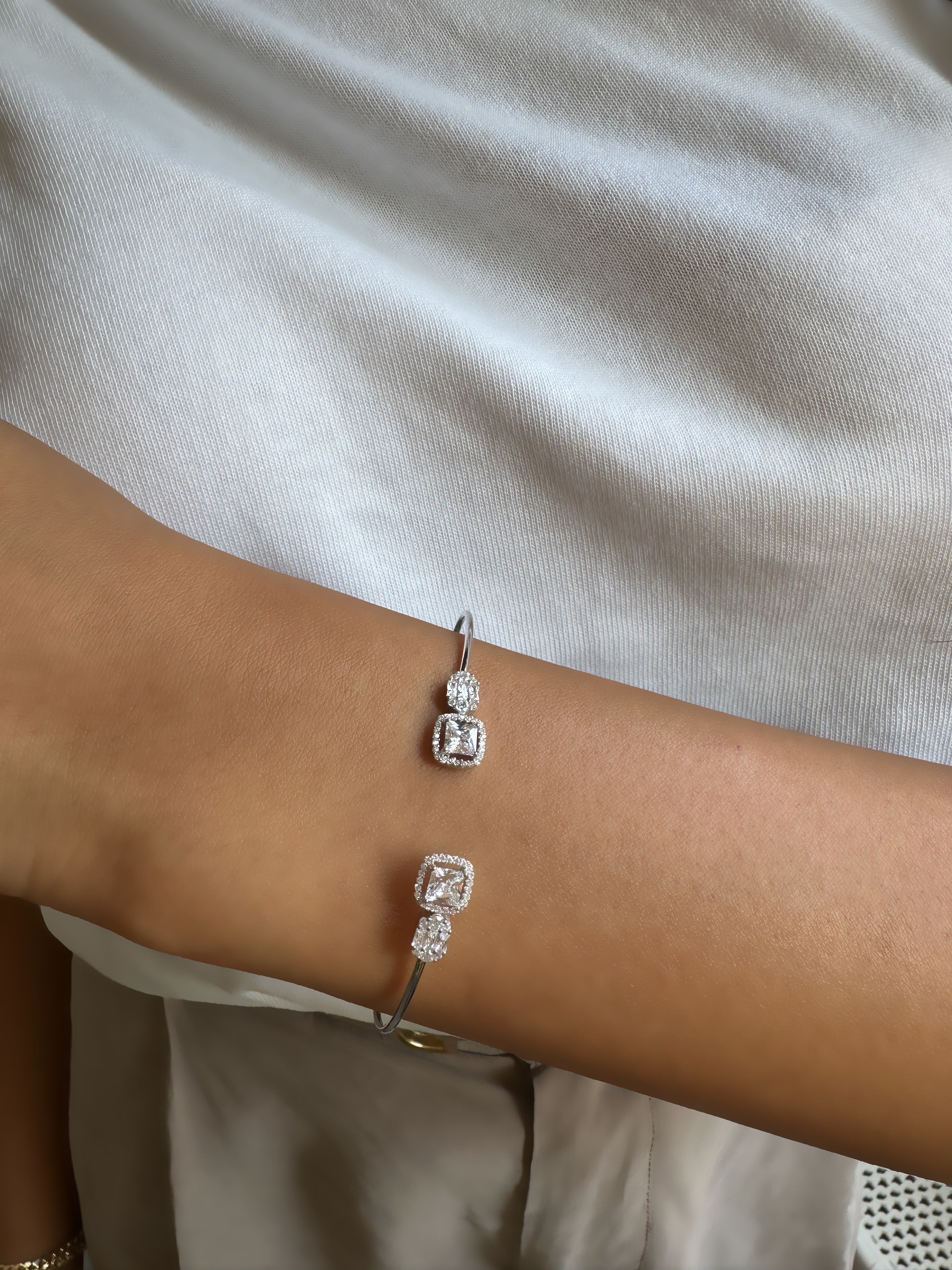 Kare Kesim Baget Kelepçe