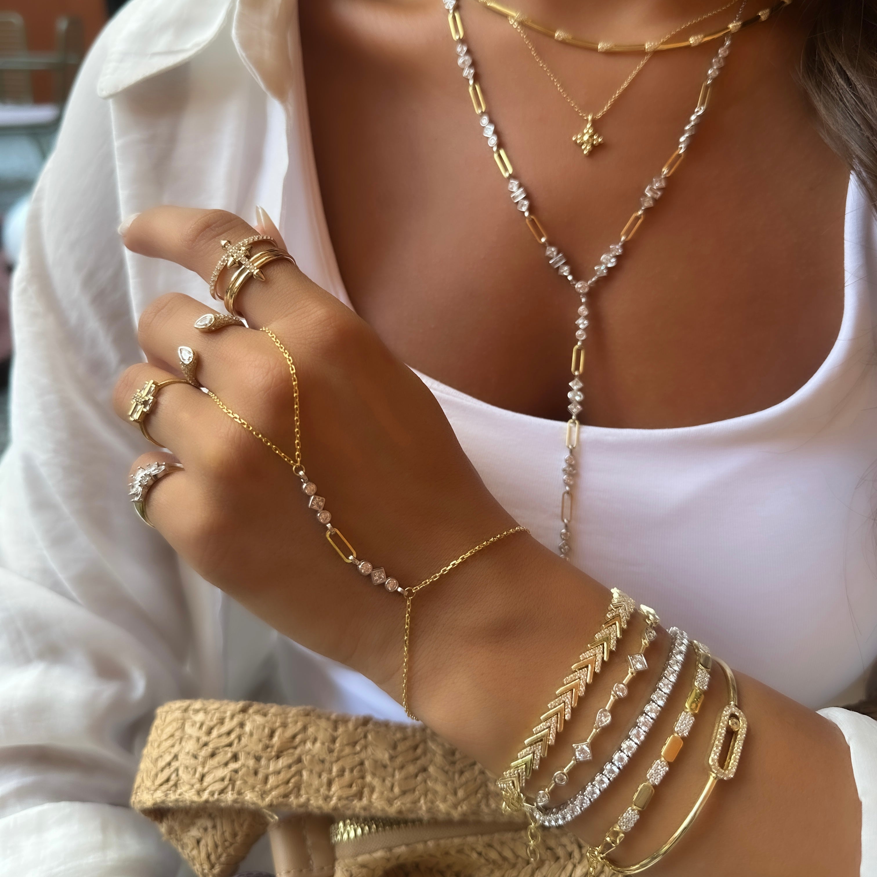 Üç Sıra Taşlı İki Renkli Şahmeran