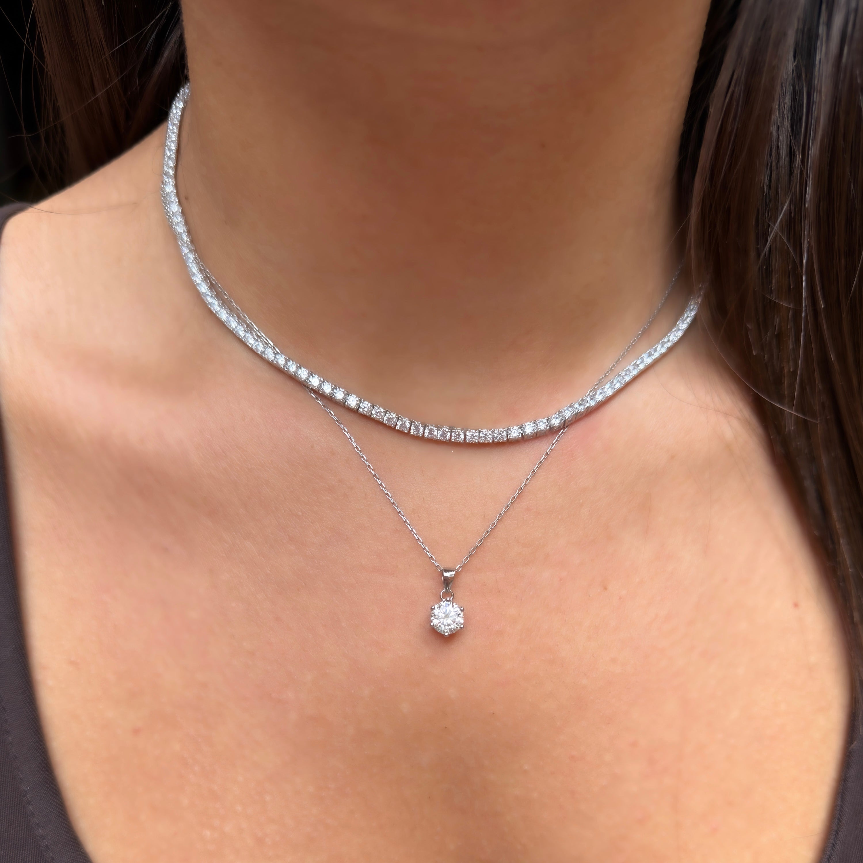 Mozanit Altı Tırnak Tektaş Kolye