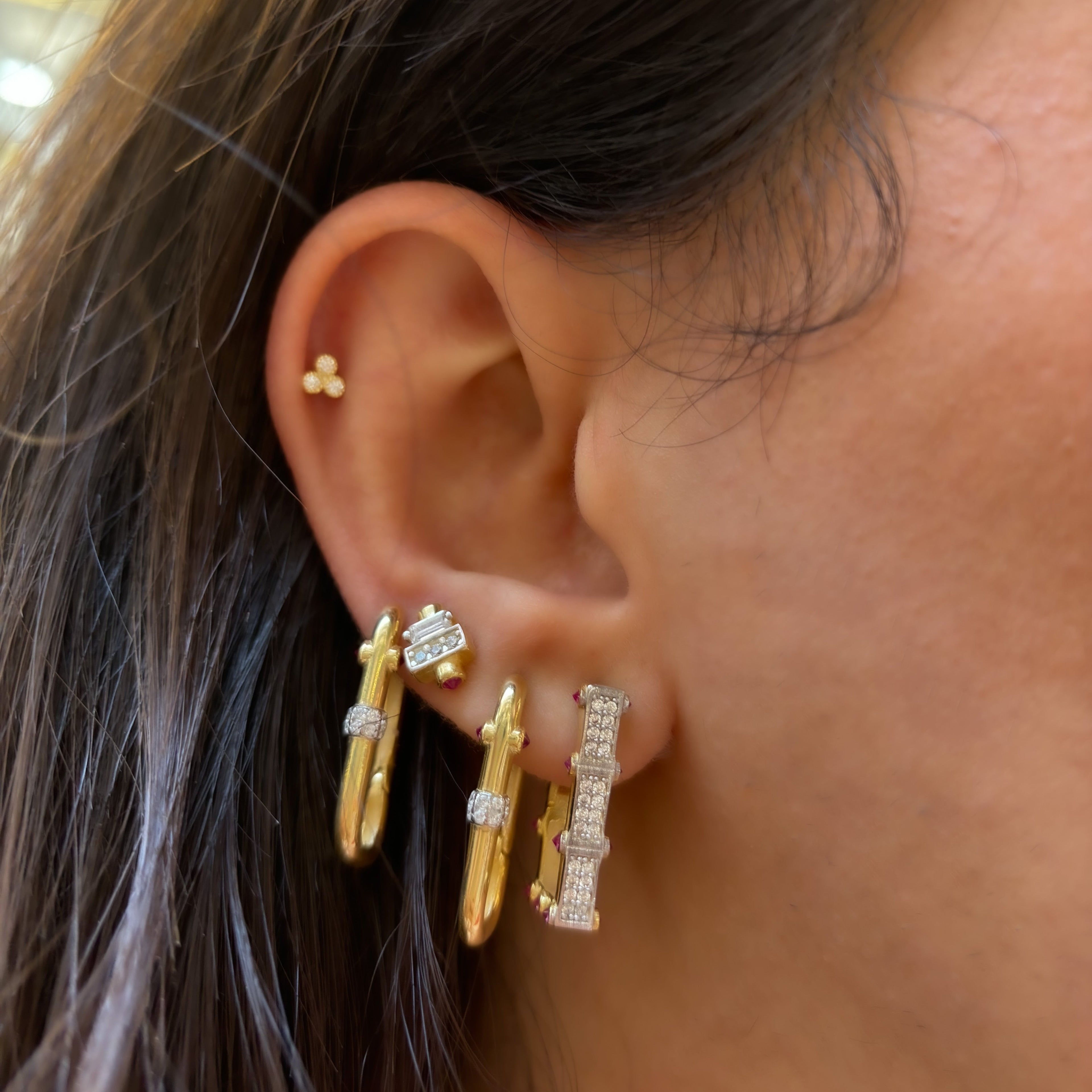 Fuşya Taşlı Serenay Küpe