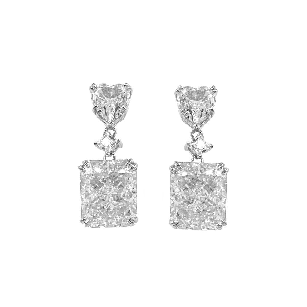 Kalp Detay Sallantılı Baget Küpe