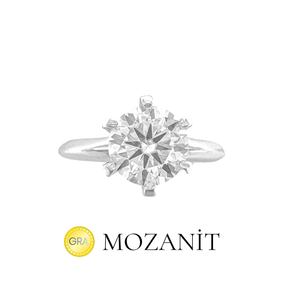 Bir Karat Altı Tırnak Mozanit Tektaş Yüzük