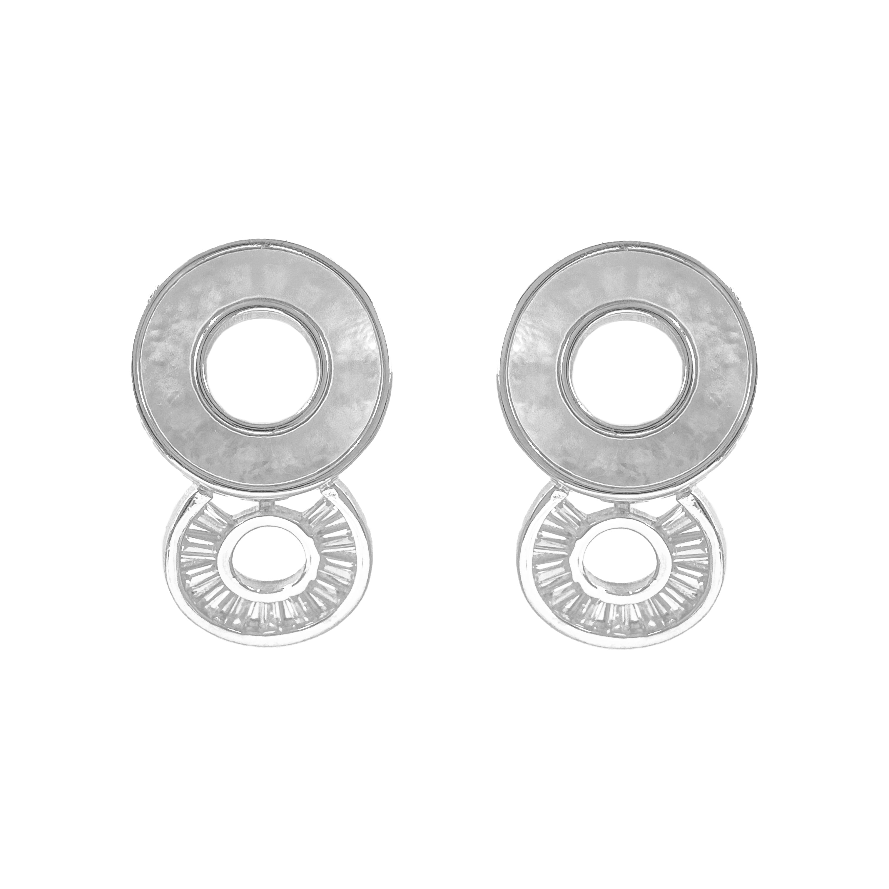 Yuvarlak Sallantılı Sedef Küpe