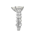 Ring mit ovalem Stein und Tropfenform, G-Color