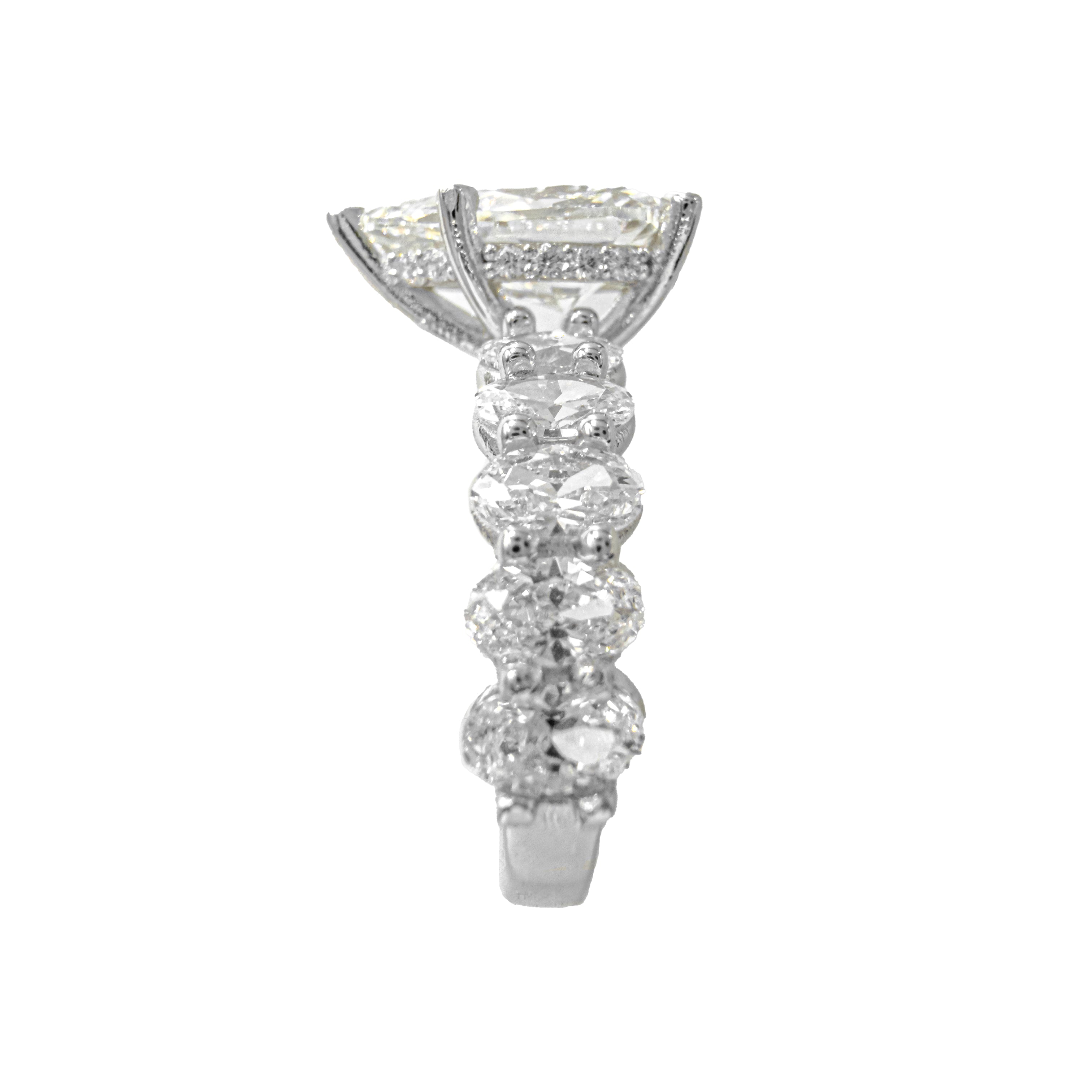 Kolu Oval Taşlı Damla G-Color Yüzük