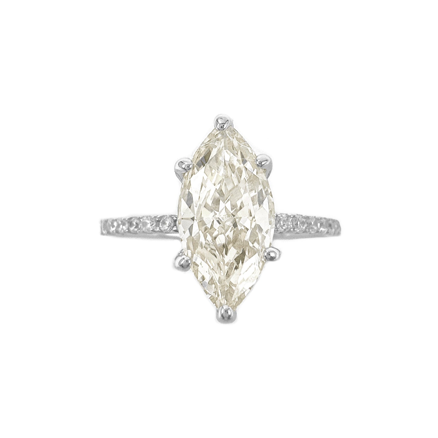 G Color Ice Cut Yanları Taşlı Markiz Yüzük