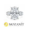 Ring mit ovalem Moissanit und mit Steinen besetzter Ringschiene