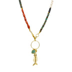 Renkli Taş Sallantılı Balık Kolye