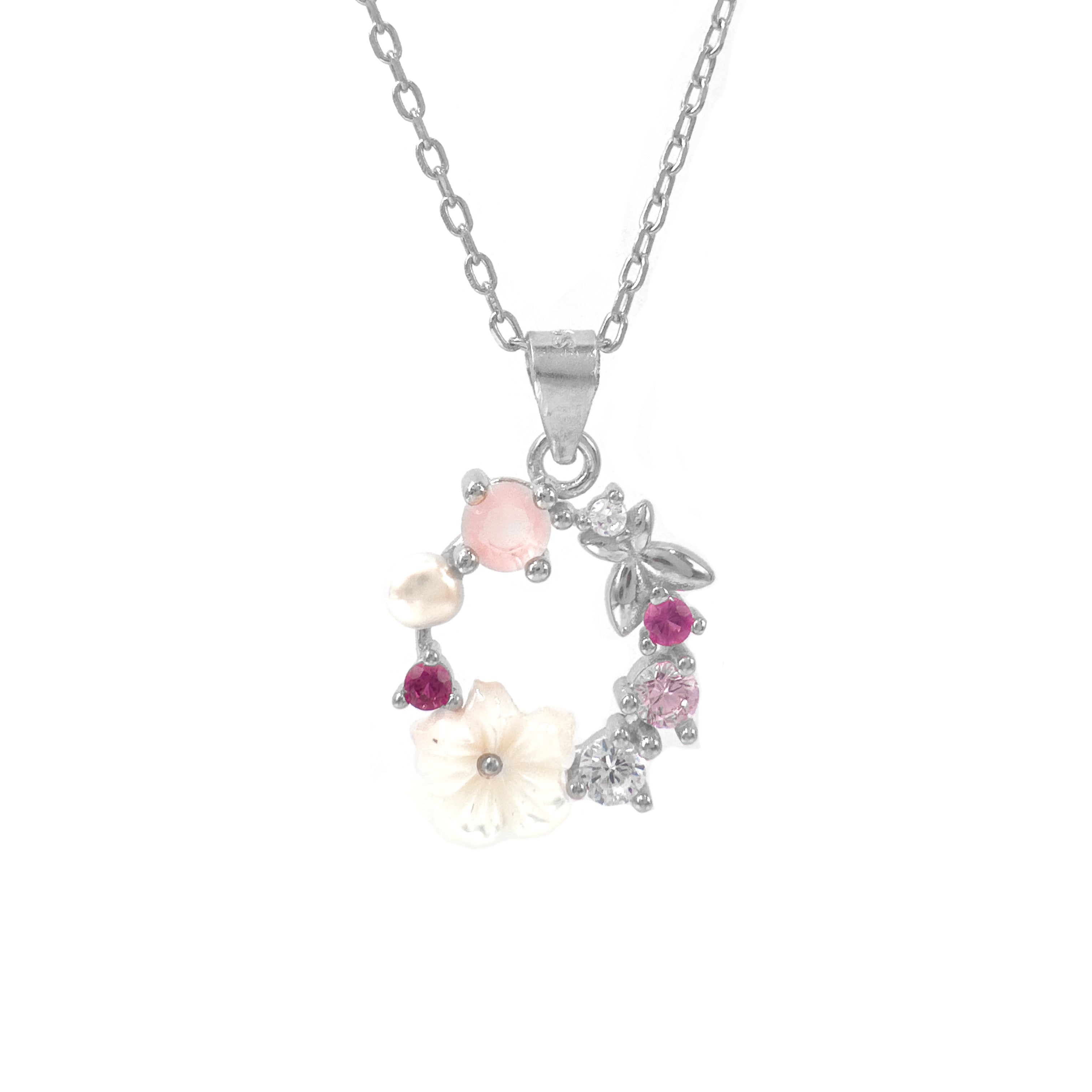 Perlmuttfarbene Blumenkette