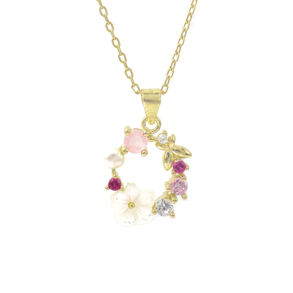 Perlmuttfarbene Blumenkette