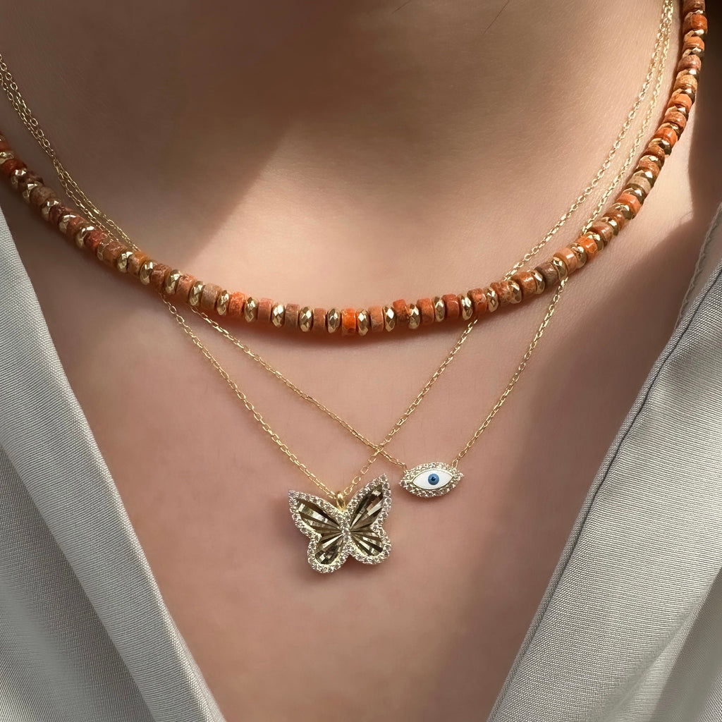 Orangefarbene Naturstein-Halskette