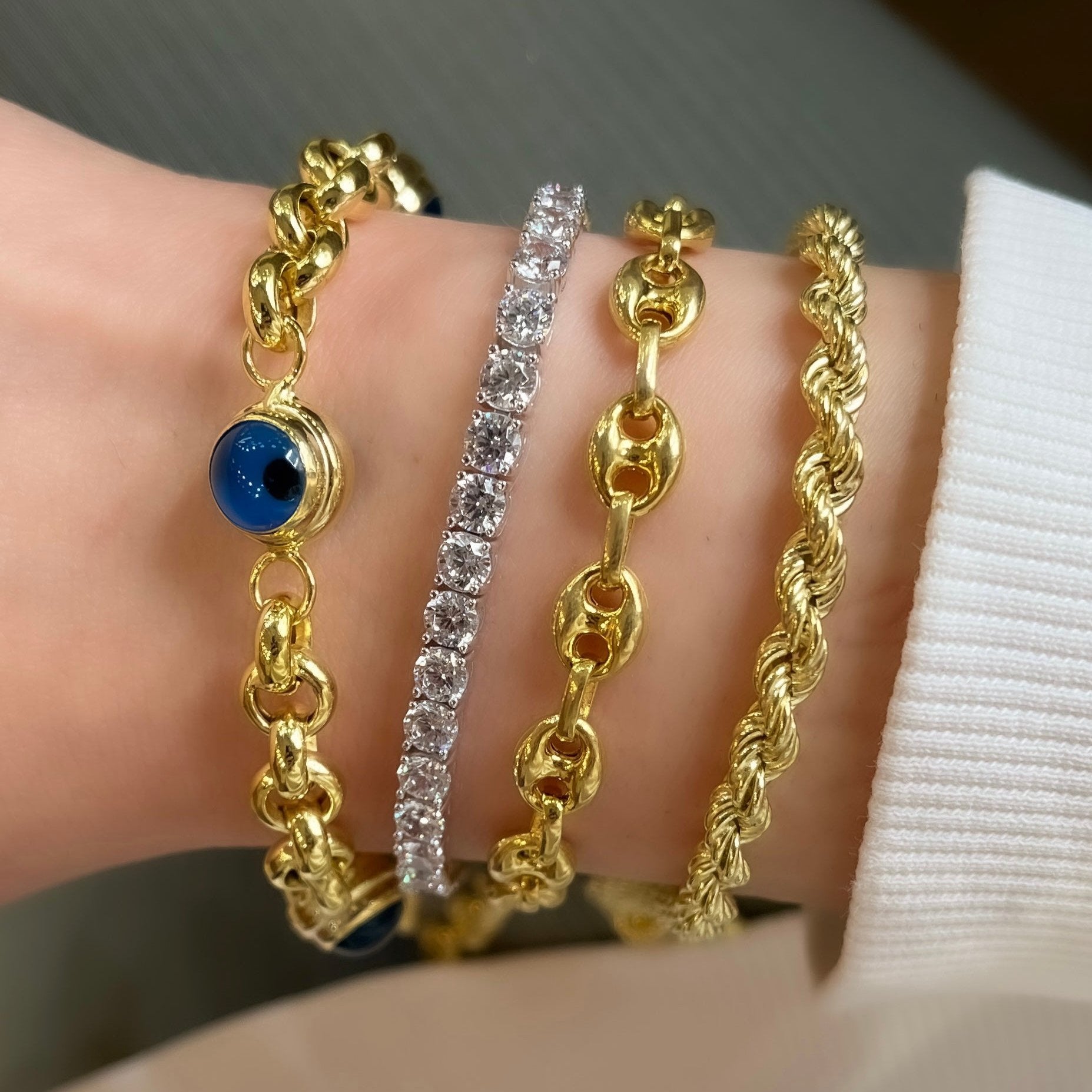 Muschelkettenarmband