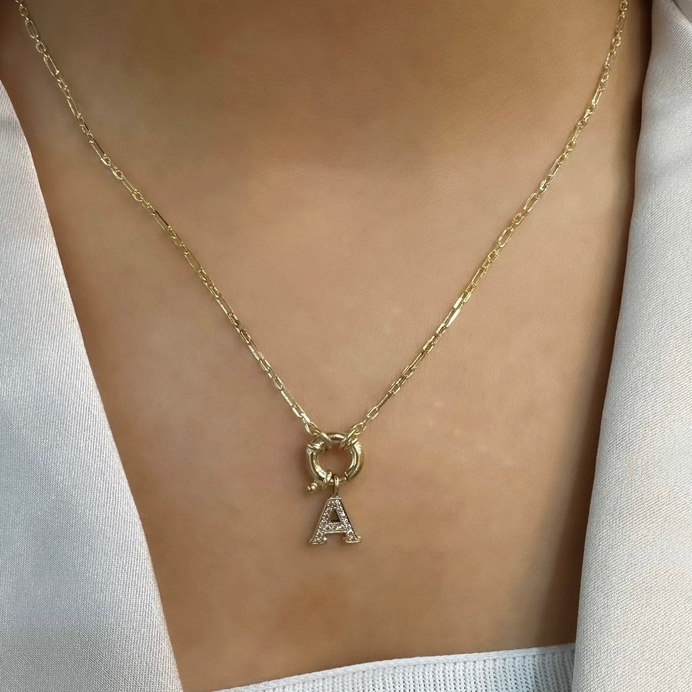 Gemici Kilit Taşlı Harf Kolye