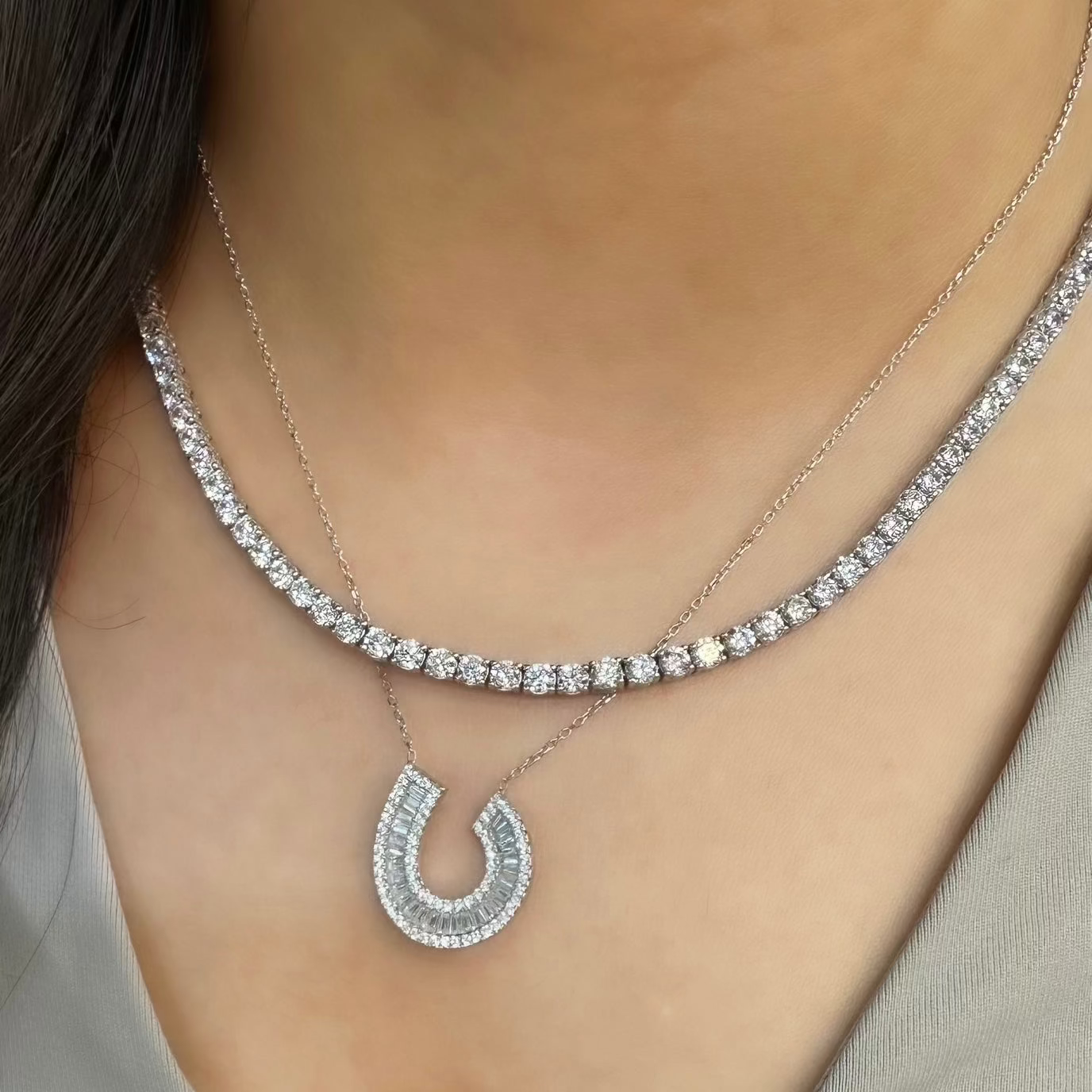 Baget Taşlı Tasarım Kolye