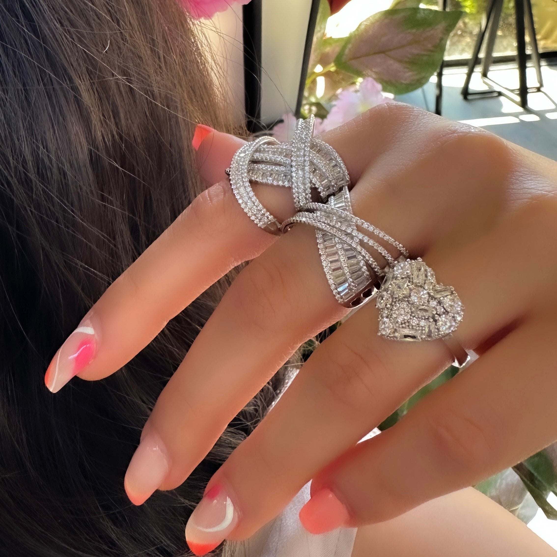 Karışık Taşlı Kalp Yüzük