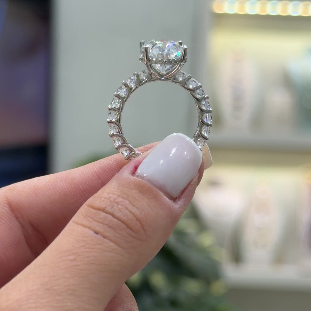 14K Altı Karat Taçlı Mozanit Uzun Oval Tektaş Yüzük
