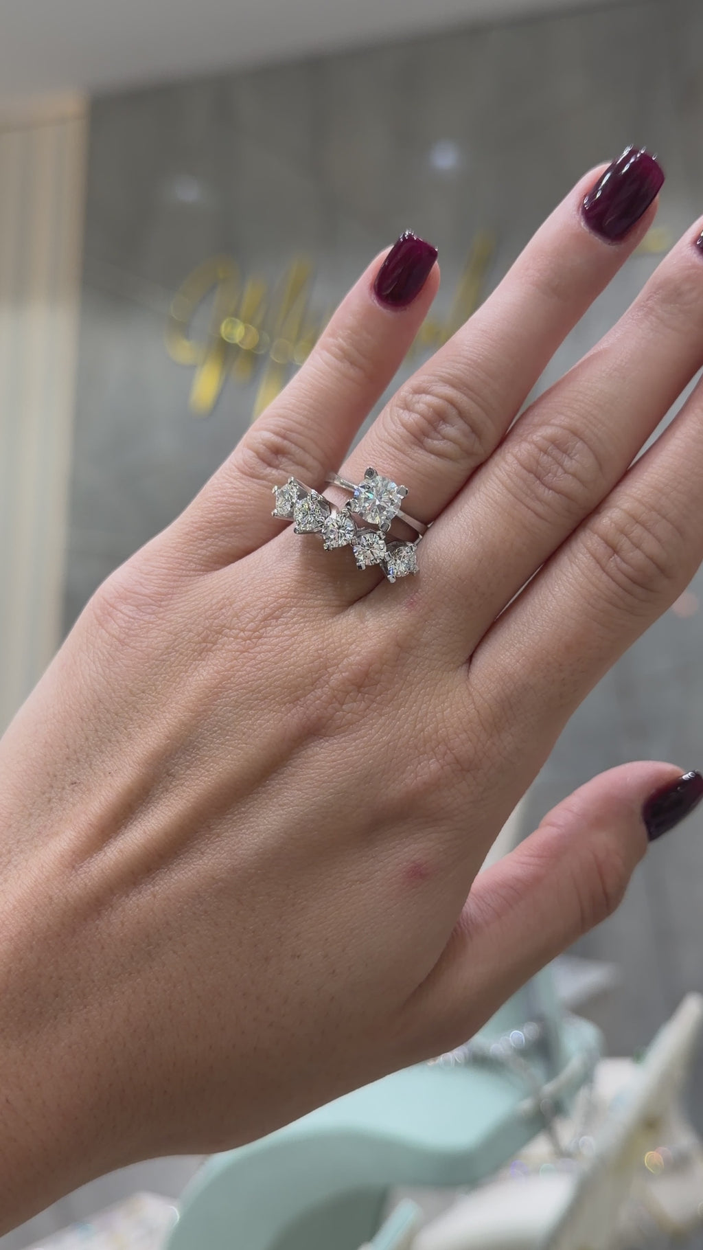 İki Karat Mozanit Beştaş Yüzük