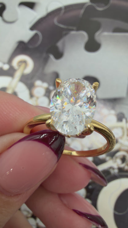 Taşlı Montür Uzun Oval Tektaş Yüzük