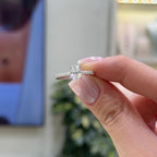 14K Bir Karat Mozanit Uzun Oval Tektaş Yüzük
