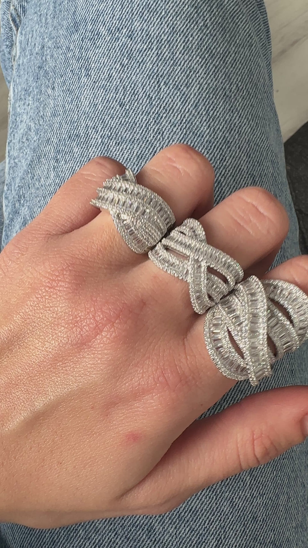 Çapraz Geçişli Baget Modern Yüzük