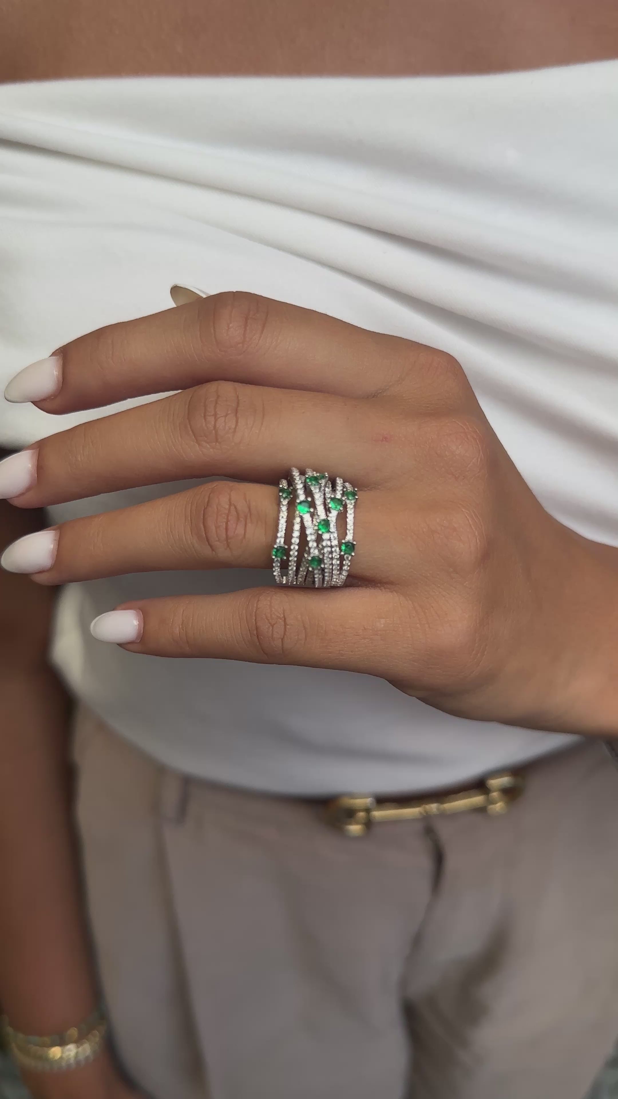 İki buçuk mm Yeşil Taşlı Suyolu Bileklik