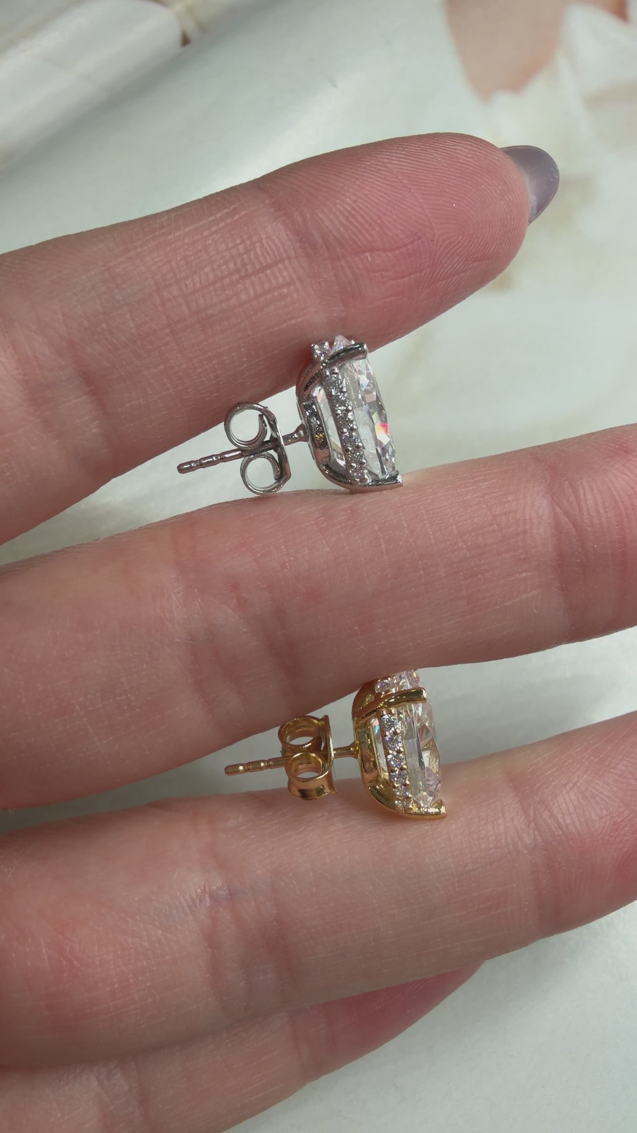 Taşlı Montür D-Color Oval Küpe