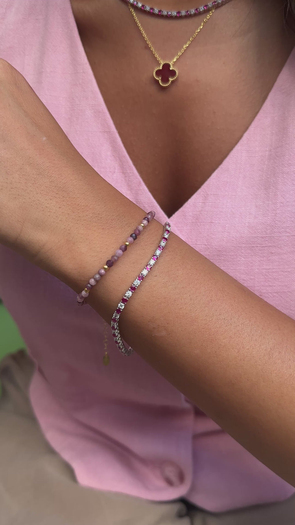 2,5 mm Fuchsiabesetztes Armband