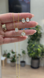 1.75 Karat D-Color Oval Küpe