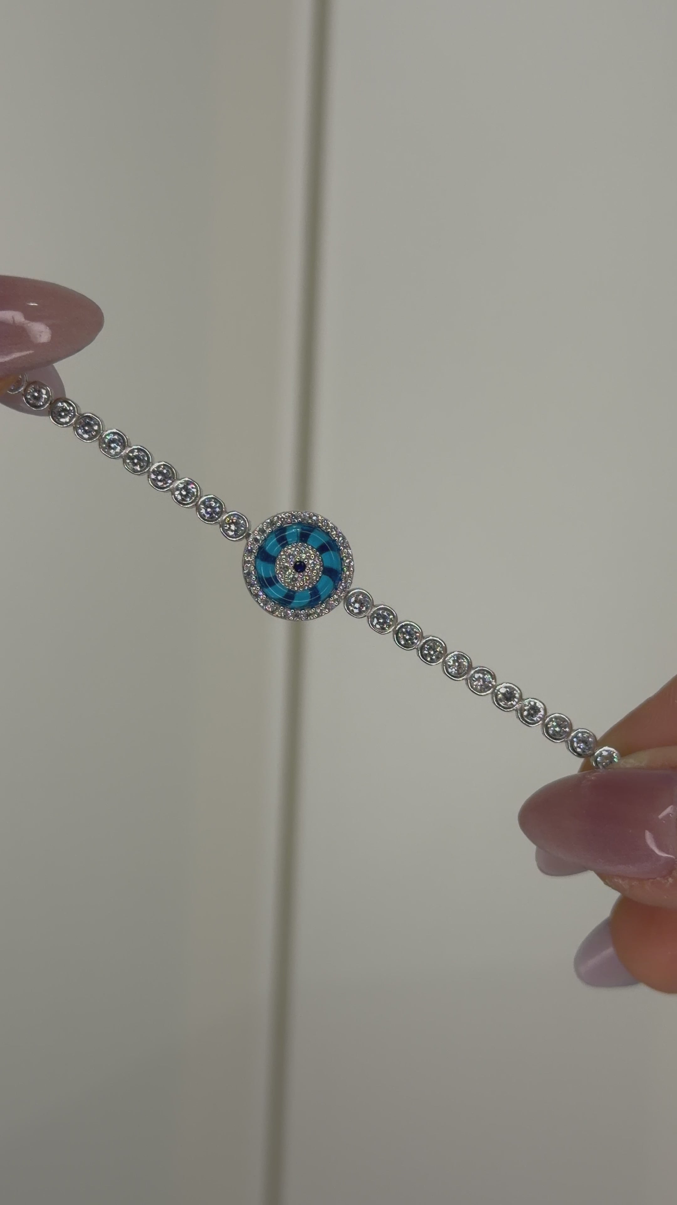 Einzelnes Glasauge-Armband