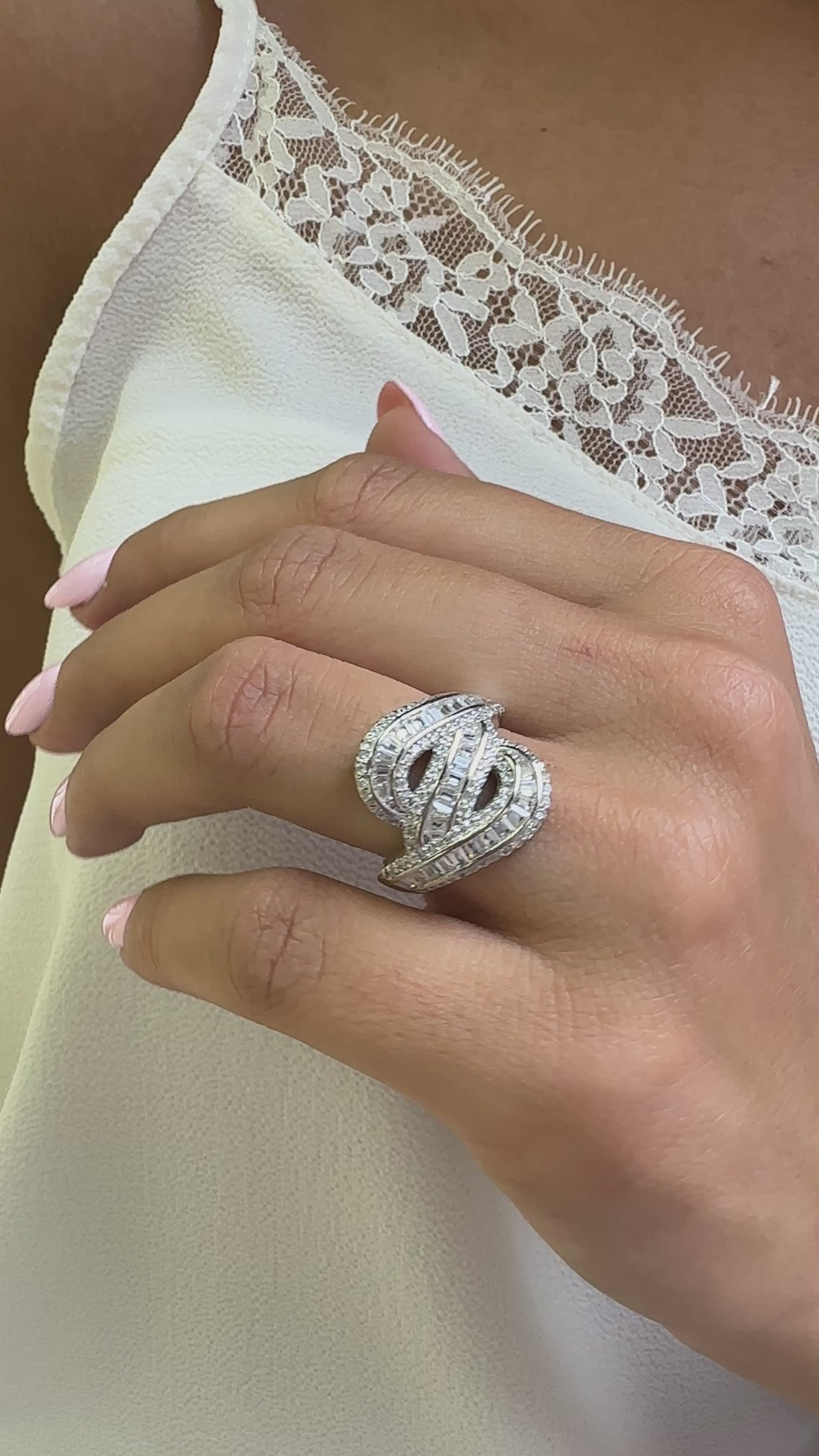 Baget Taşlı Ivy Yüzük