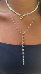 Bombeli Taş Detaylı İnci Harf Kolye