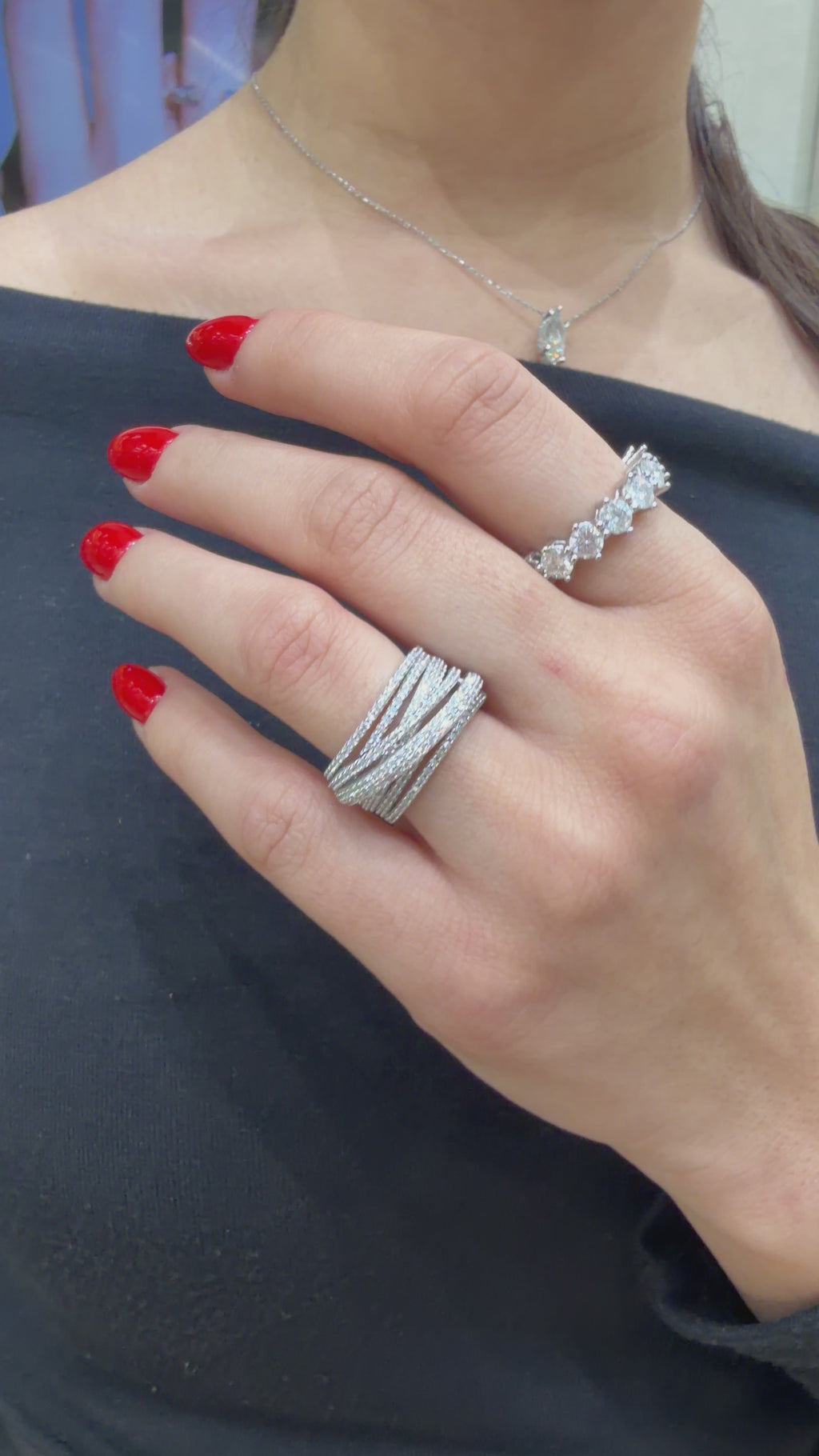 Çapraz Taşlı Tasarım Yüzük