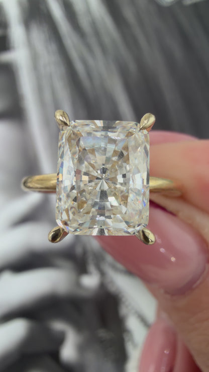 Taşlı Montür Radiant Baget G-Color Yüzük