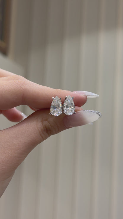 Taşlı Montür Mozanit Damla Küpe