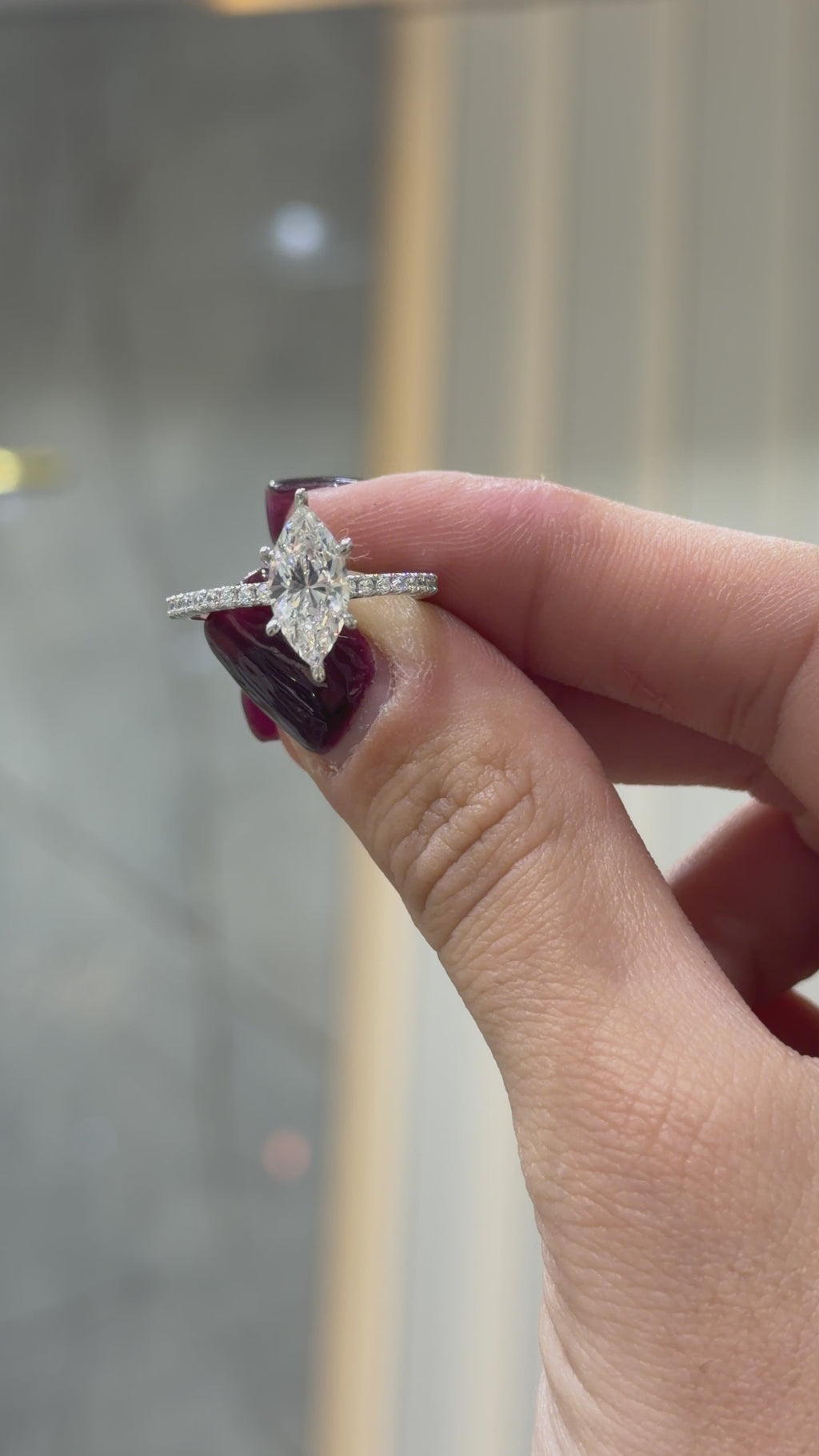 14K İki Karat Tasarım Mozanit Markiz Yüzük