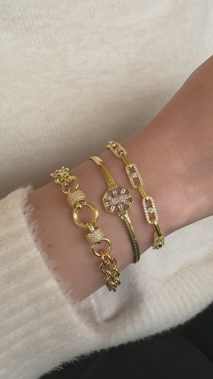 Gala Drop Baguette Stone Bracelet
