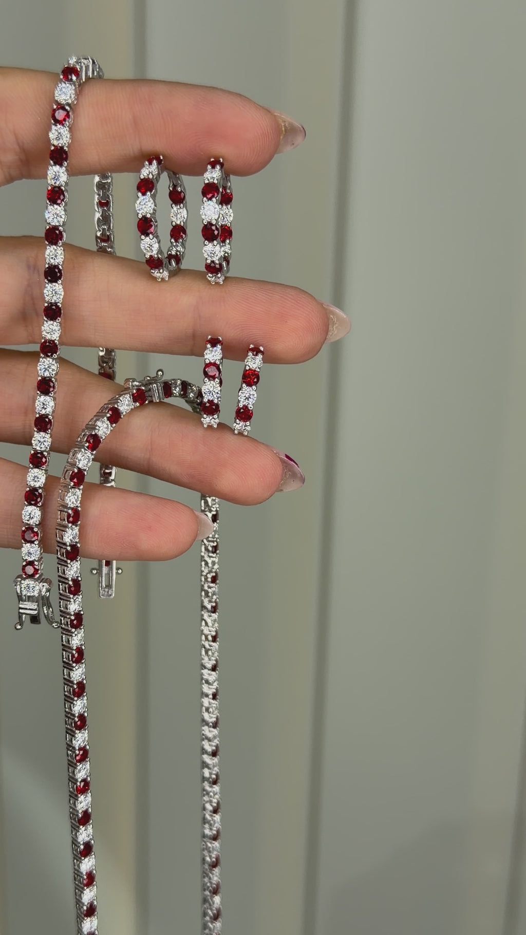 Mozanit Üç Mm Bordo Taşlı Suyolu Kolye