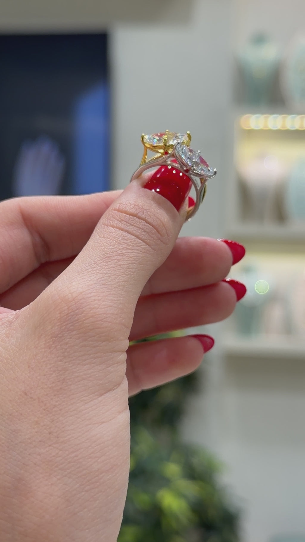 Carla Markiz Yüzük