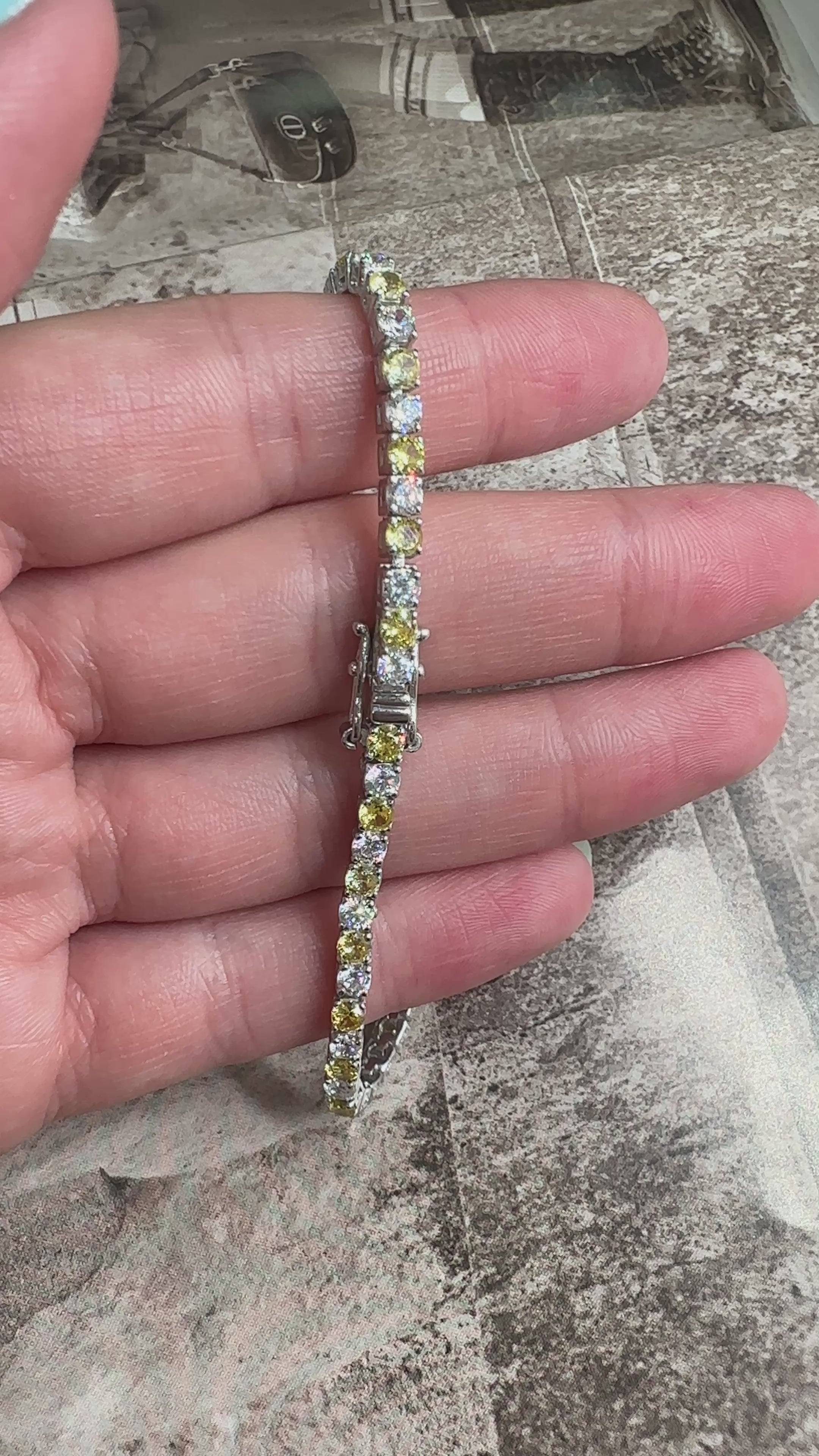 İki buçuk mm Sarı Taşlı Suyolu Bileklik